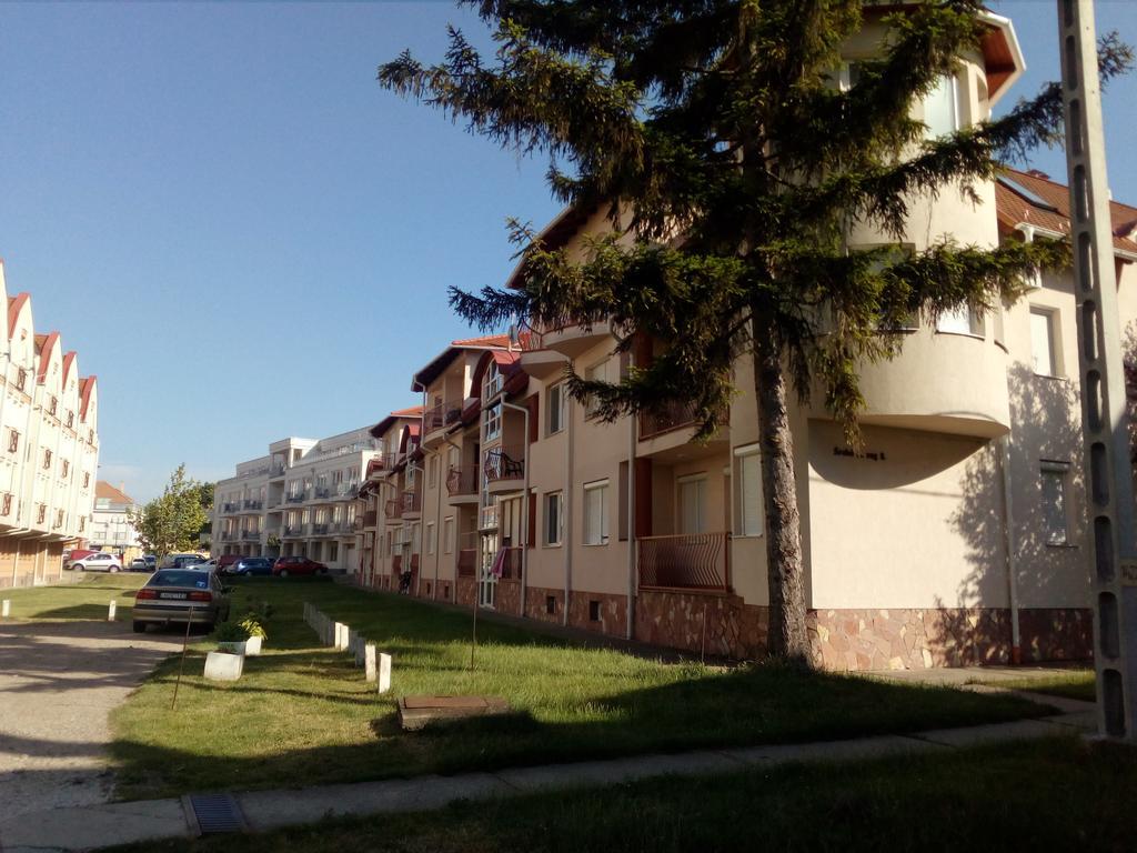 GÓBÉ Apartman Hajdúszoboszló Extérieur photo