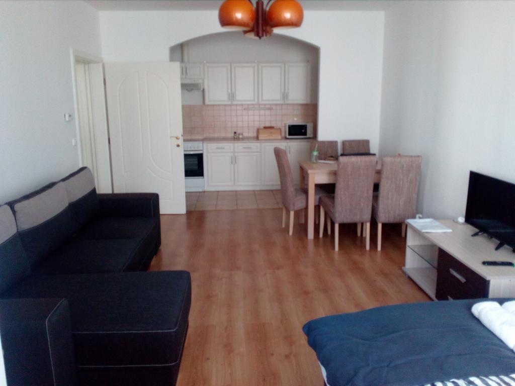 GÓBÉ Apartman Hajdúszoboszló Extérieur photo
